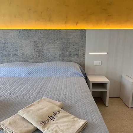Royal מלון 4*