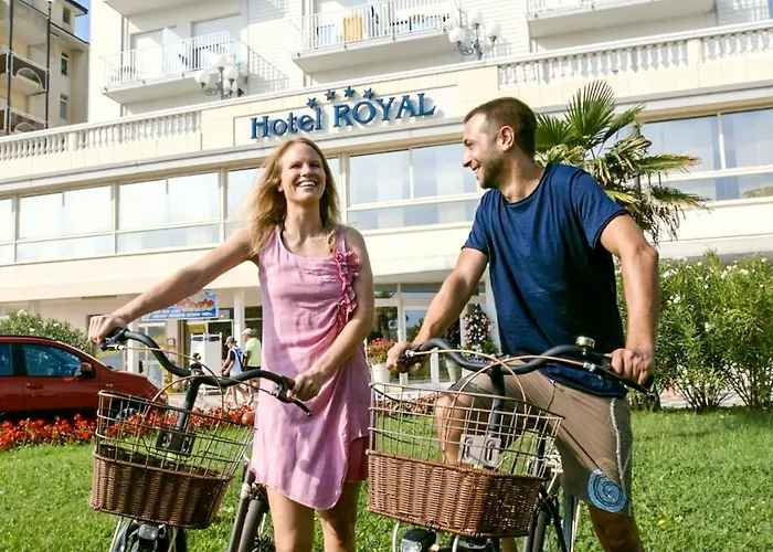 Royal Ξενοδοχείο 4*